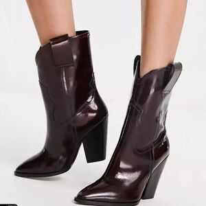 BRAND NEW SCOOP NYC WOMEN'S WESTERN MID -CALF HEELED BOOTIES
